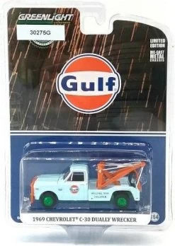 1969 Chevrolet C-30 Dually Wrecker Gulf Oil With "Rare Green Wheels" In 1:64 Scale