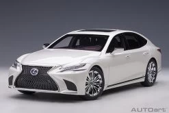 Lexus LS 500h Sonic White Metallic In 1:18 Scale By Autoart