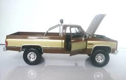1982 GMC K-2500 Sierra Grande Wideside Fall Guy Stuntman In 1:18 Scale -Professional Toy Store 14ed98dfdd6a36a17e849b3e0b74ffc8