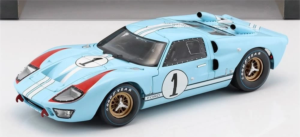 1966 Le Mans Ford GT40 Mk II Ken Miles In 1:18 Scale By Shelby Collectibles 7 1966 Le Mans Ford GT40 Mk II Ken Miles In 1:18 Scale By Shelby Collectibles - Image 5