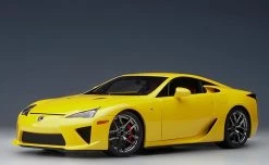 LEXUS LFA PEARL YELLOW In 1:18 Scale
