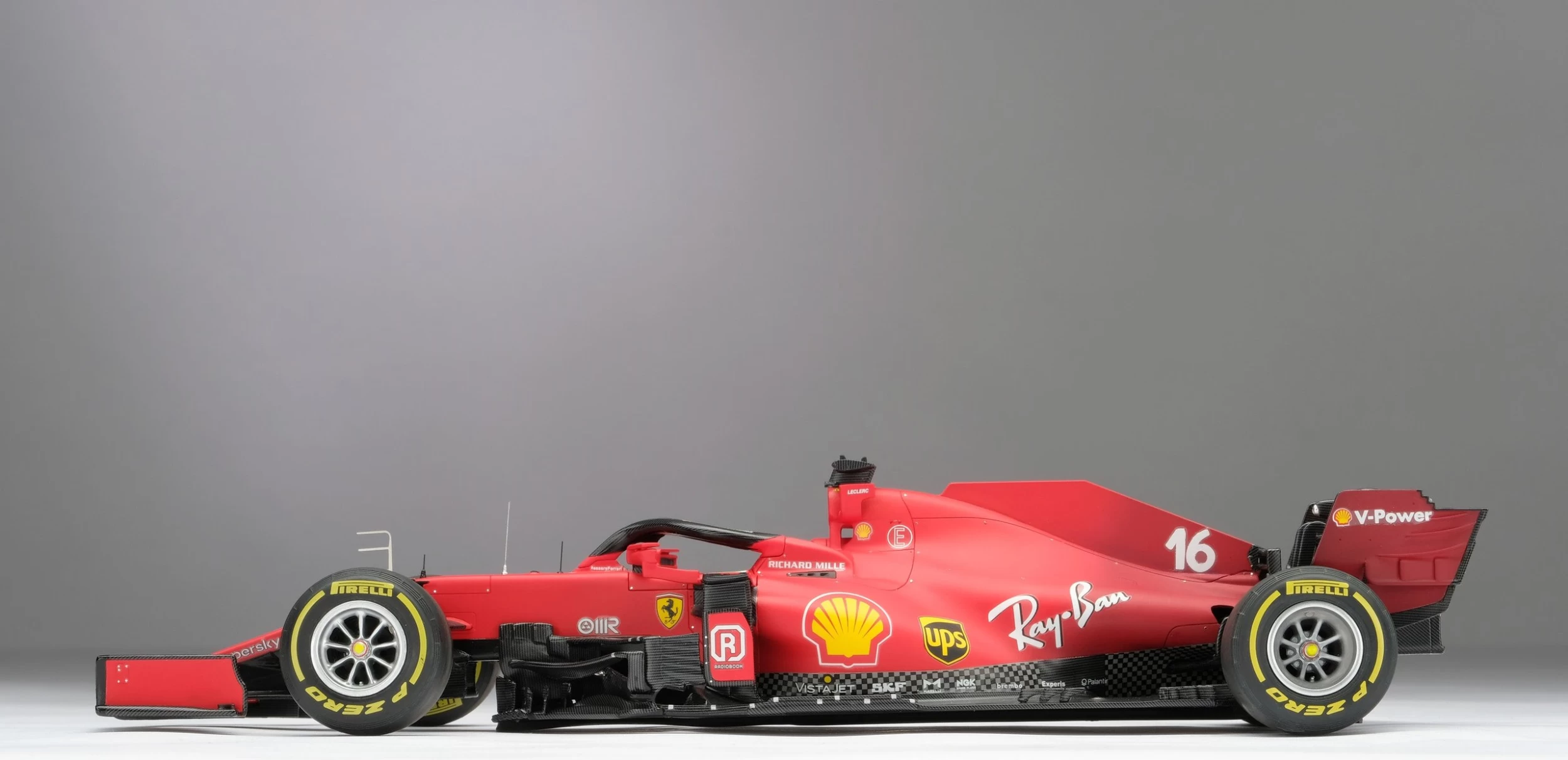 FERRARI SF21 CHARLES LECLERC In 1:18 Scale By Amalgam 4 FERRARI SF21 CHARLES LECLERC In 1:18 Scale By Amalgam - Image 2