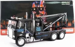 Terminator 2: Judgement Day Freightliner Tow Truck In 1:43 Scale