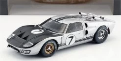1966 Ford GT40 Mk II Silver And Black In 1:18 Scale By Shelby Collectibles