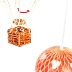 Flying The Skies Mobile, Red Hearts By Authentic Models -Professional Toy Store 692d6ad56f9c37dff0f88942824faa20