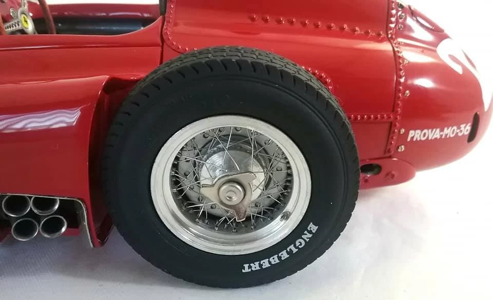 1956 Ferrari D50 GP Italy Monza #26 Collins, Juan Fangio In 1:18 Scale By CMC 8 1956 Ferrari D50 GP Italy Monza #26 Collins, Juan Fangio In 1:18 Scale By CMC - Image 6