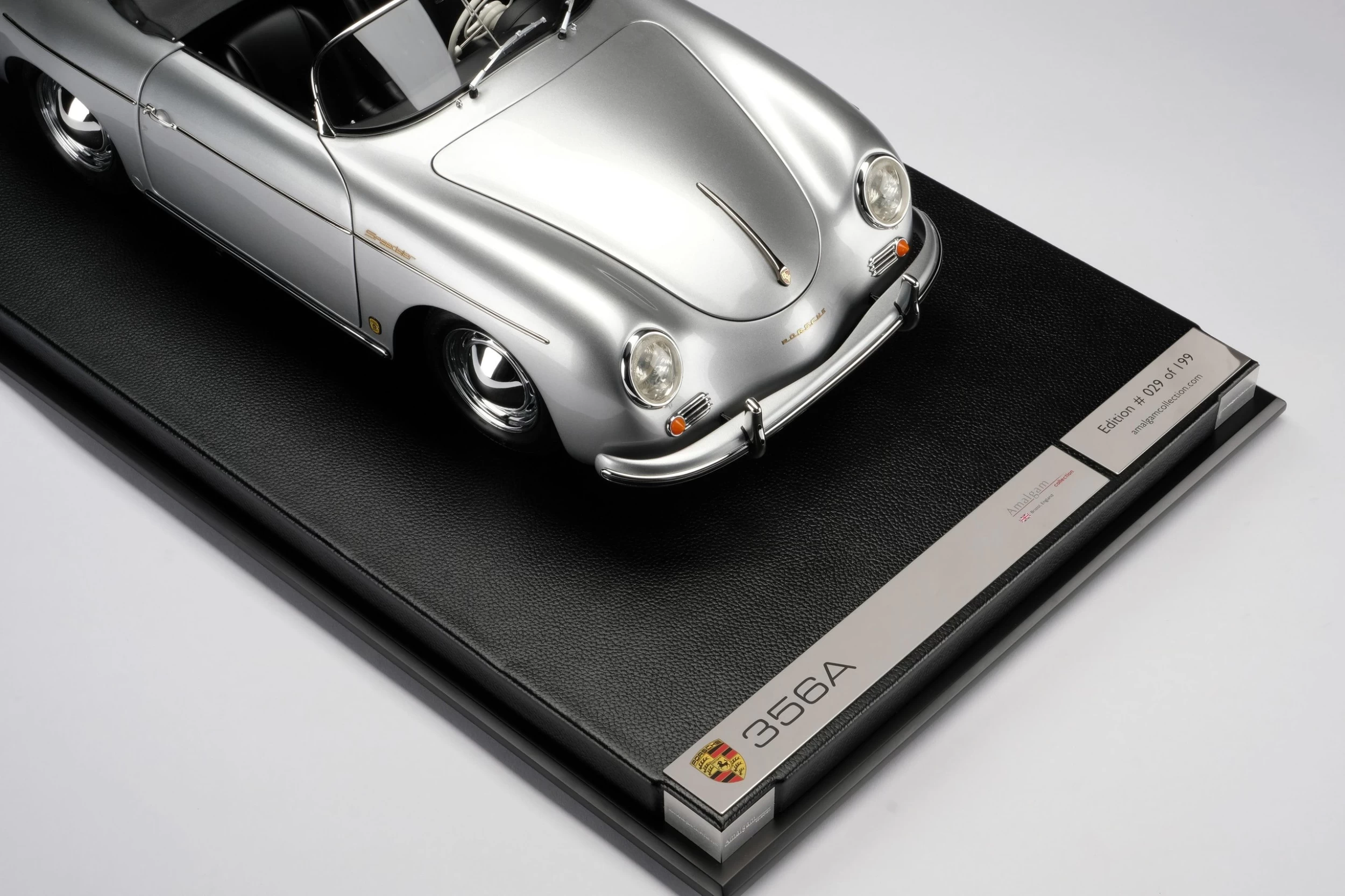 1958 Porsche 356A Speedster In 1:8 Scale 19 1958 Porsche 356A Speedster In 1:8 Scale - Image 17