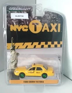 FORD Crown Victoria NYC Taxi (GREEN WHEELS) In 1:64 Scale By Greenlight