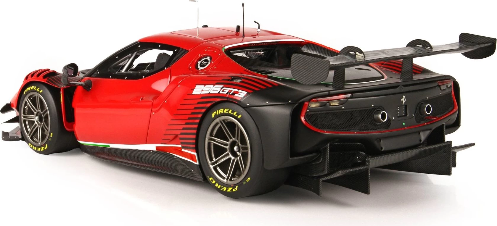 Ferrari 296 GT3 2022 In 1:18 Scale 7 Ferrari 296 GT3 2022 In 1:18 Scale - Image 5