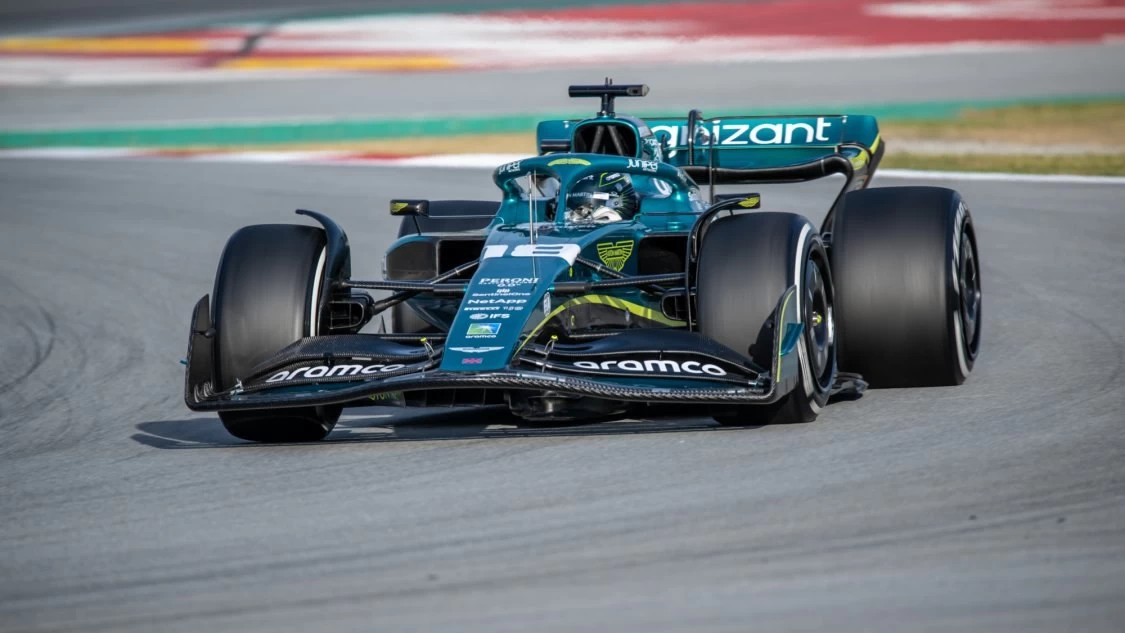 ASTON MARTIN LANCE STROLL BAHRAIN GP 2022 In 1:18 Scale By Minichamps